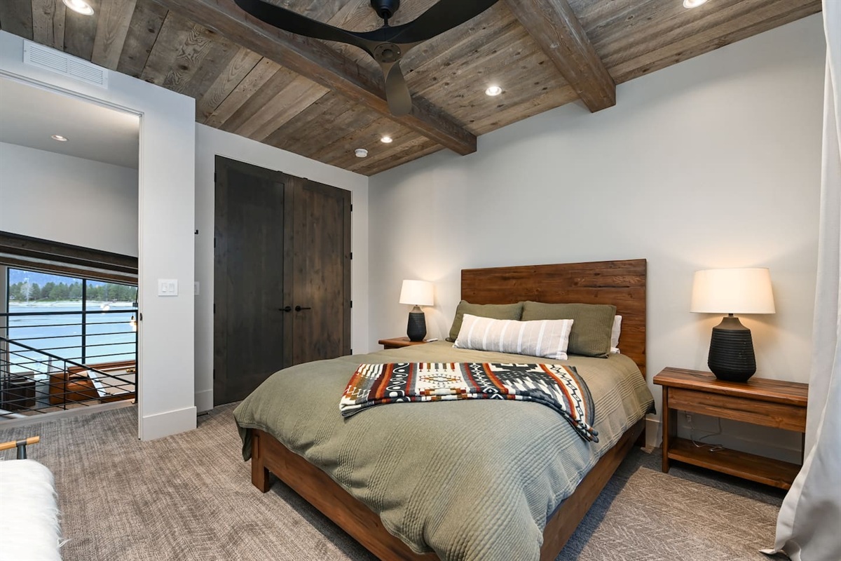 Your cozy retreat for a restful sleep