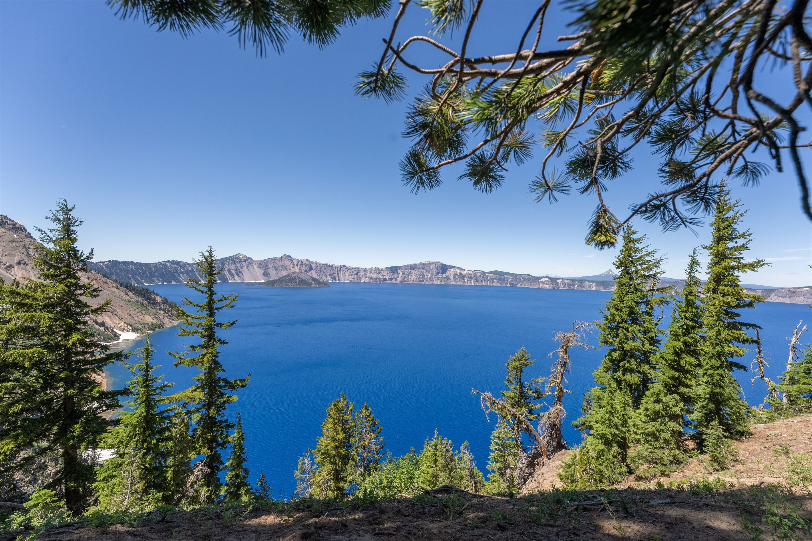 Crater Lake National Park Is Less The 25 Miles Away From The CrAframe