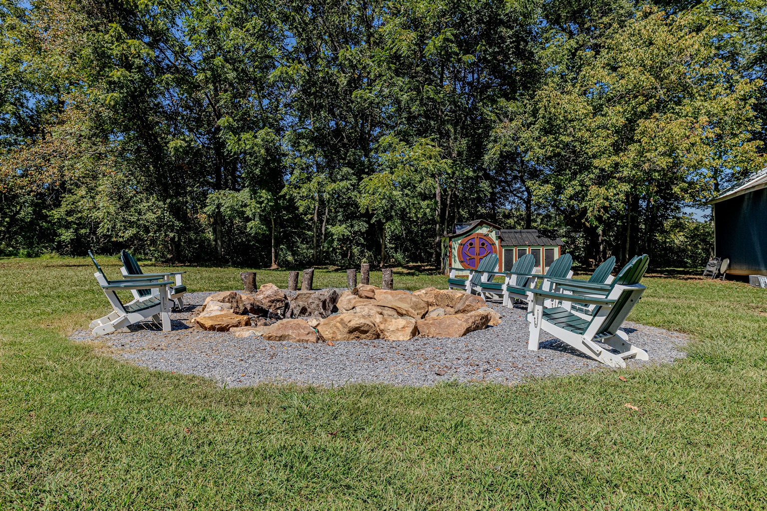 A focal point for fun. Located conveniently in a wide-open area, the fire pit is a great place to meet other travelers or simply enjoy a quiet, crackling fire with your loved ones.