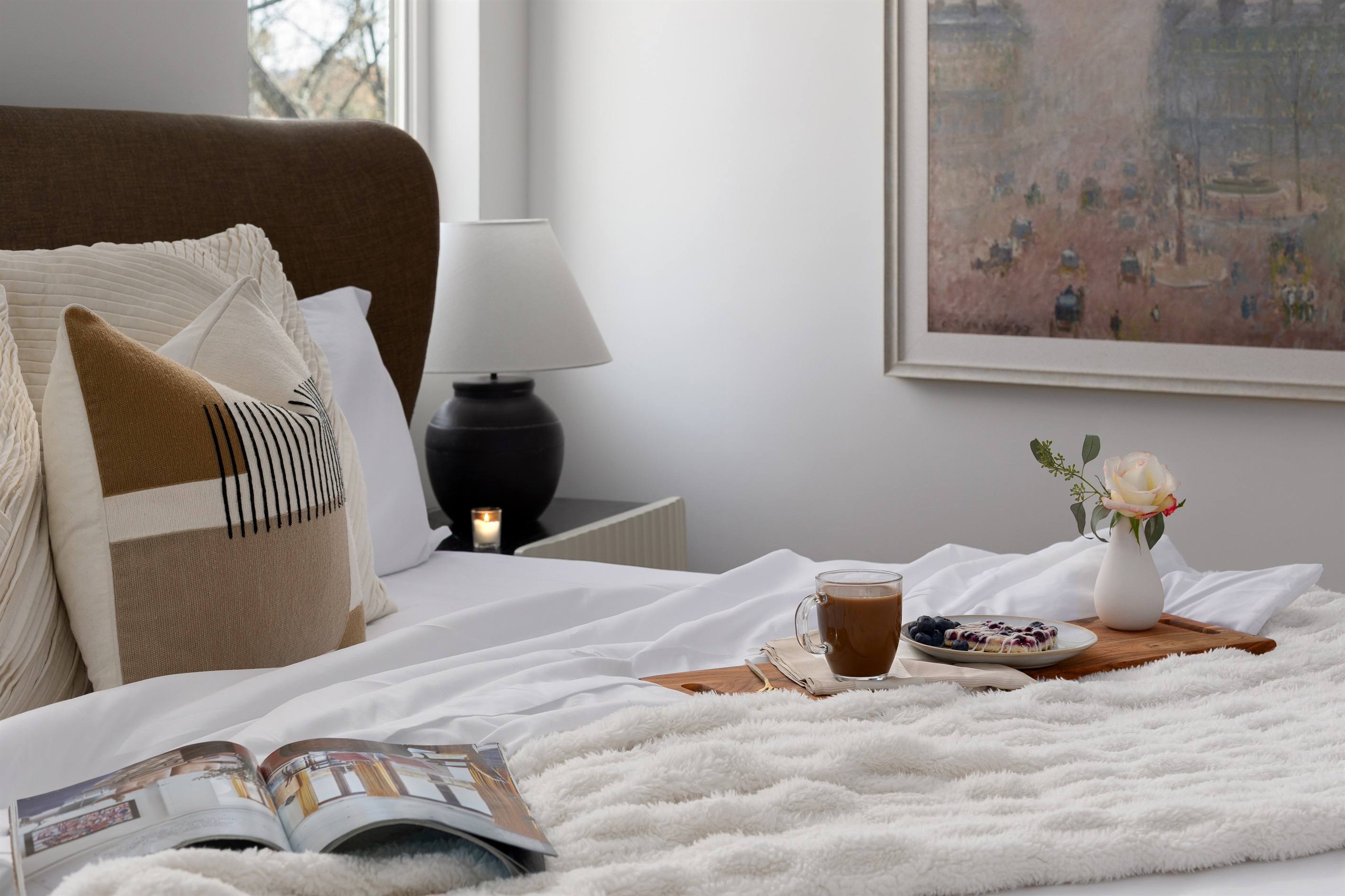 {Morning Moments- Gallery House} Soft linens, warm coffee, and breakfast in bed—slow mornings hit different in the mountains