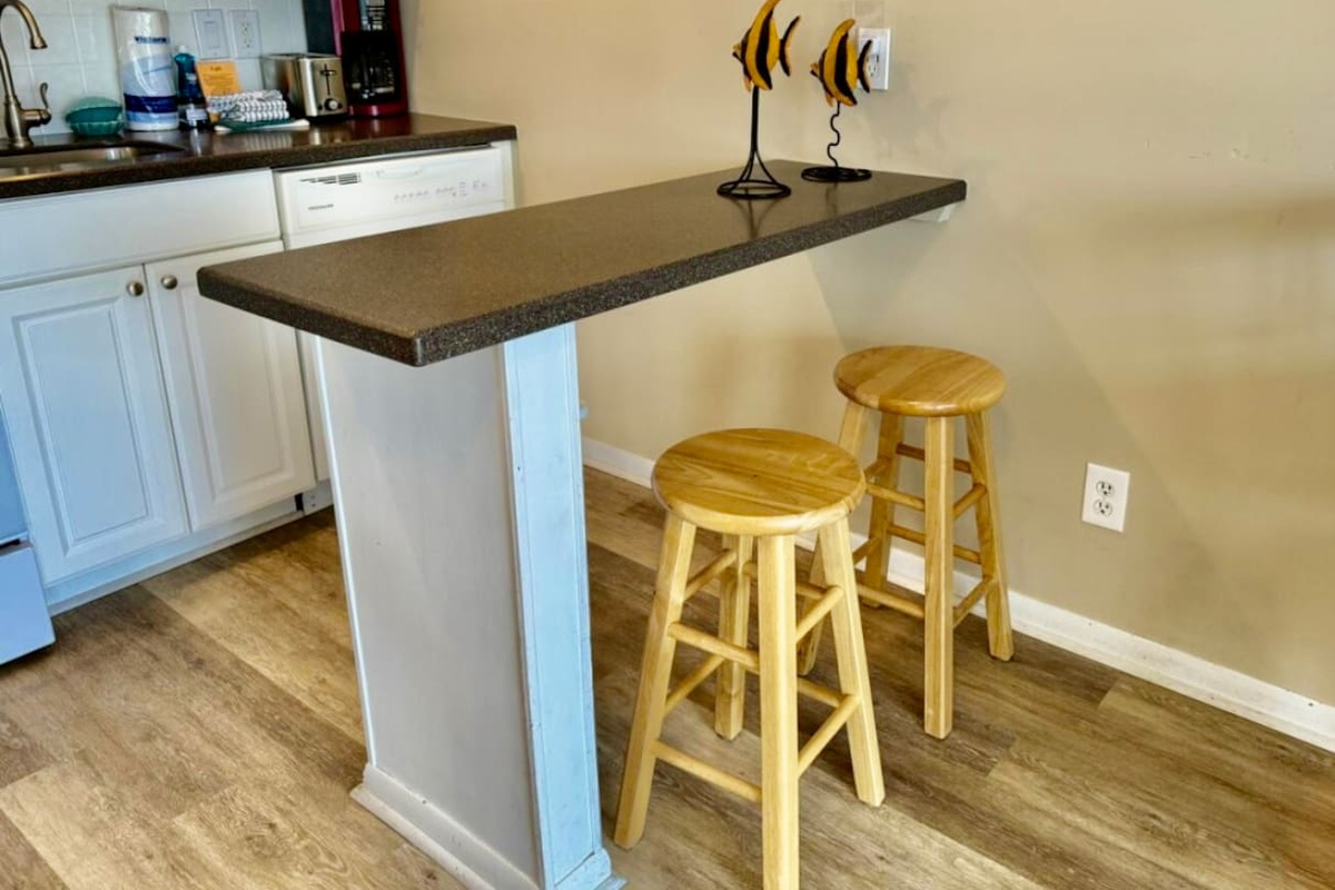 Breakfast bar with stools