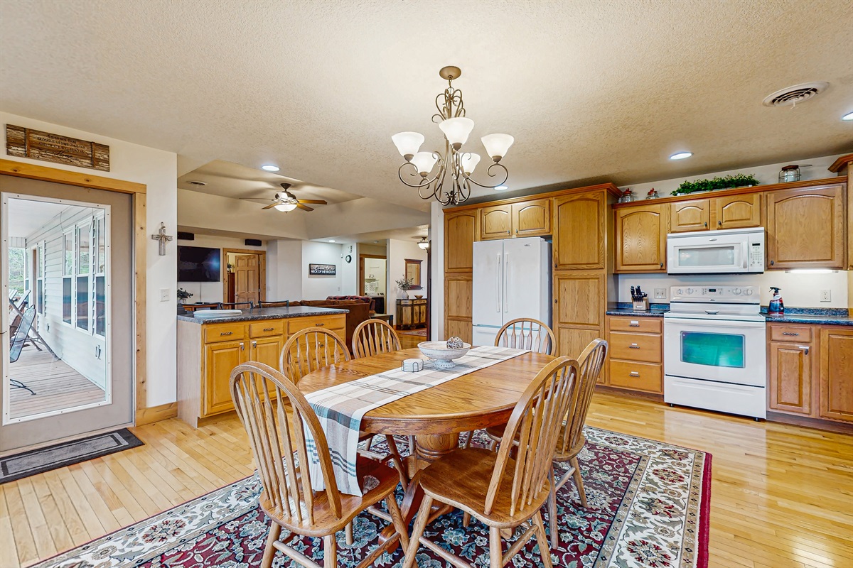 Spacious kitchen, plenty of seating and space for cooking