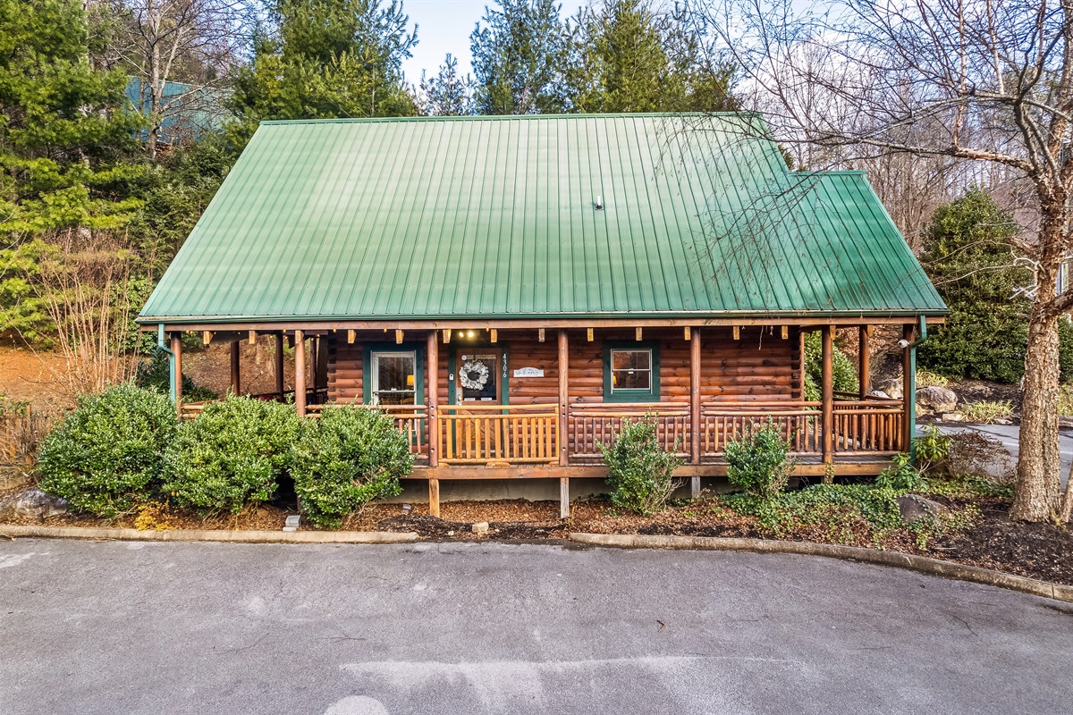 Private cabin surrounded by nature