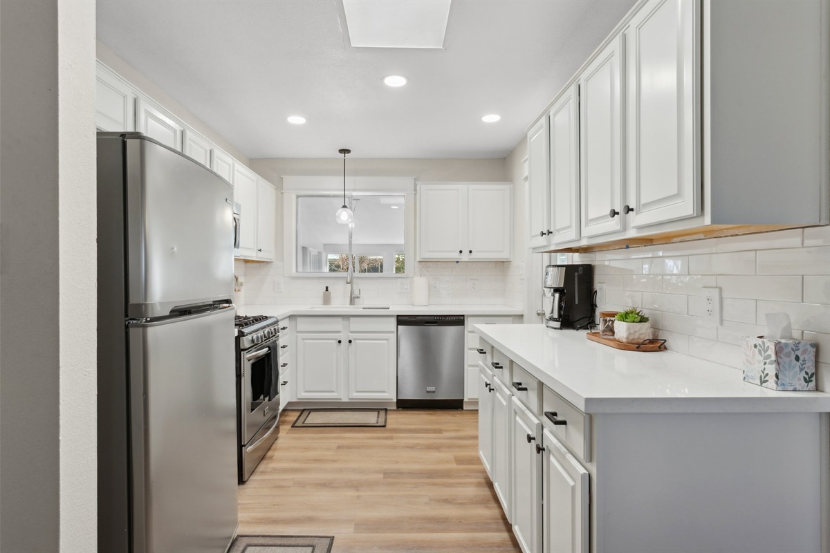 Bright & Modern 2BR/1BA – Sun City Escape — Bright & Modern 2BR/1BA – Sun City Escape, Sun City, Arizona — photo 4