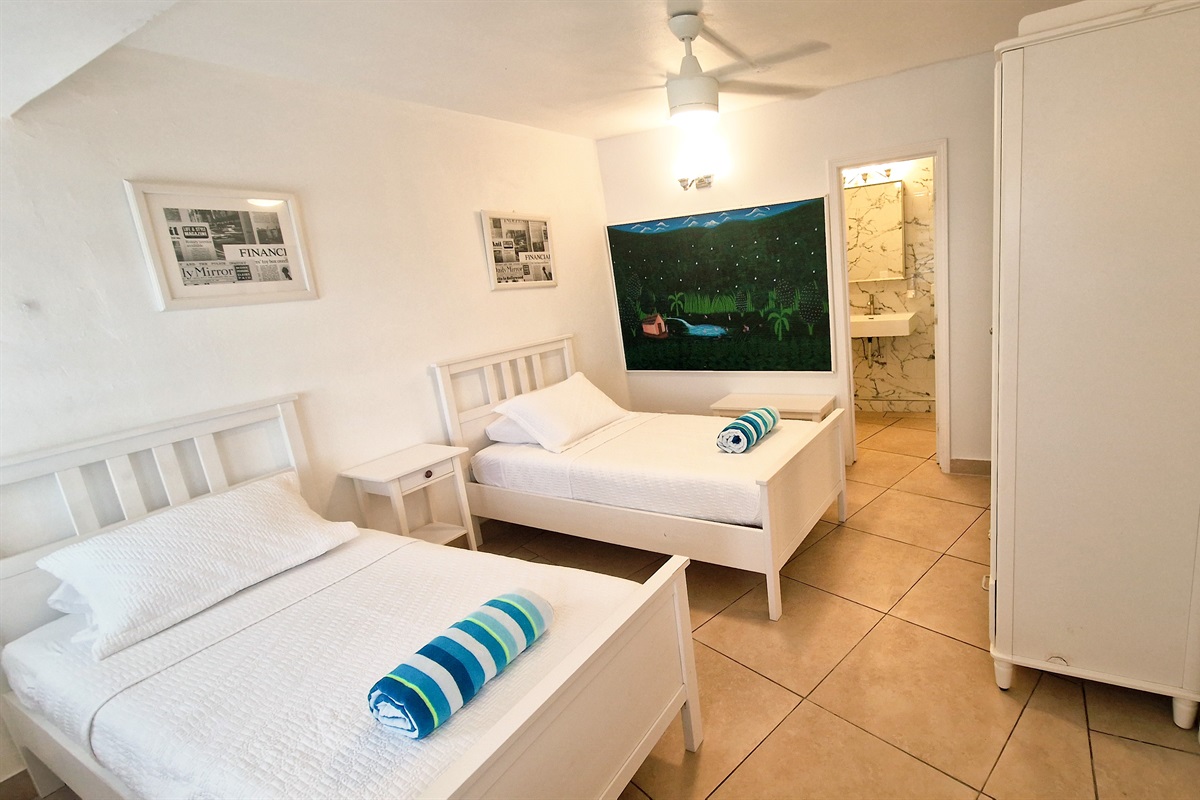 Twin convertible to King bedroom