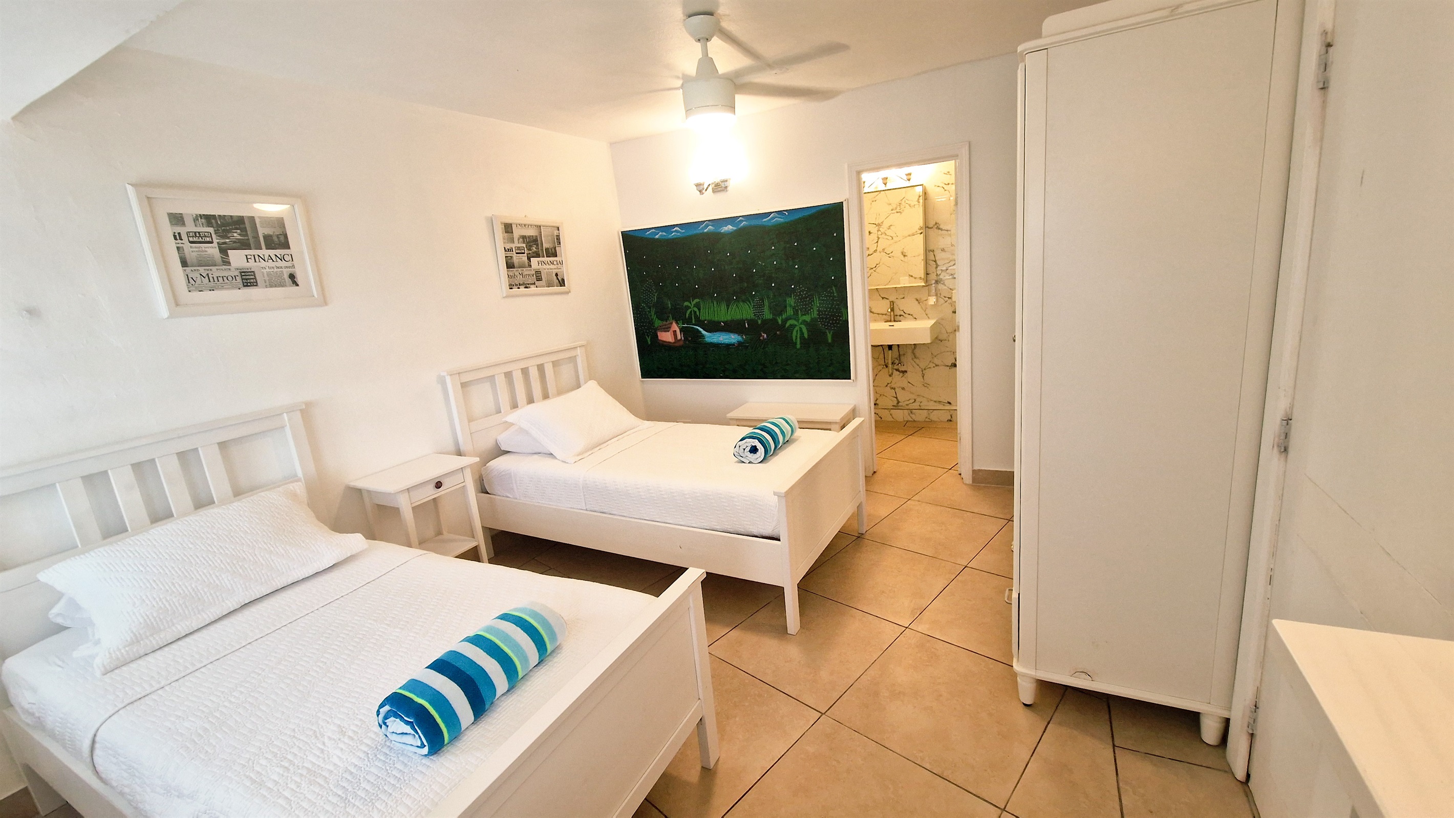 Twin convertible to King bedroom