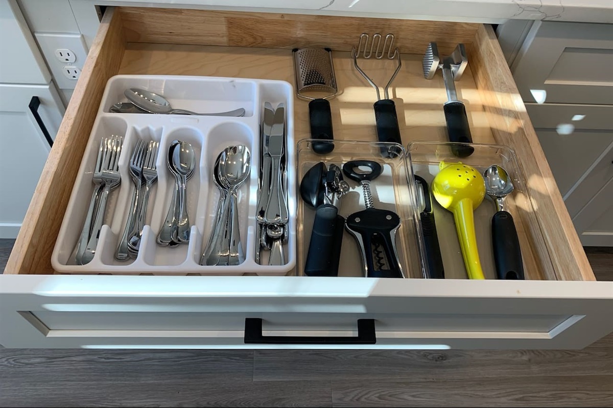 Silverware and other kitchen utensils. 
