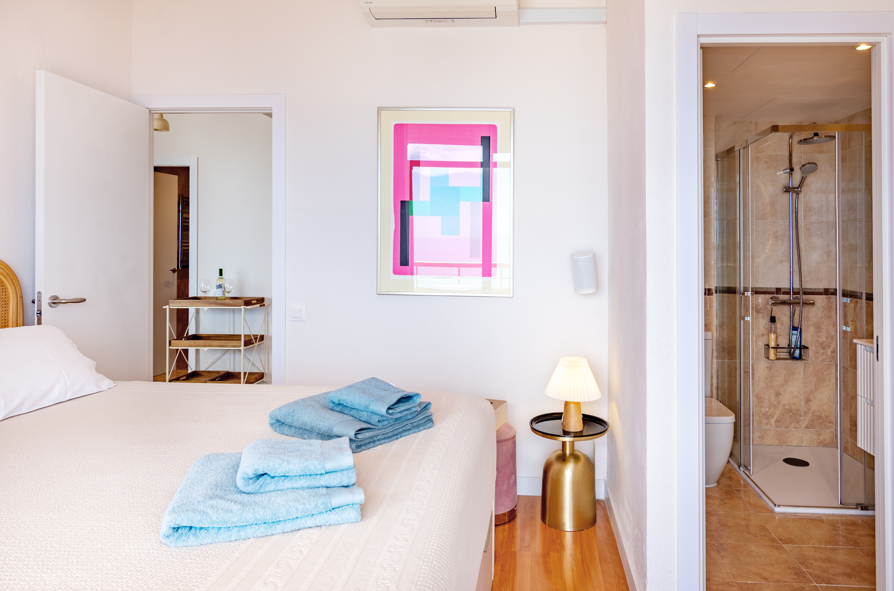 Second bedroom with ensuite access for extra comfort