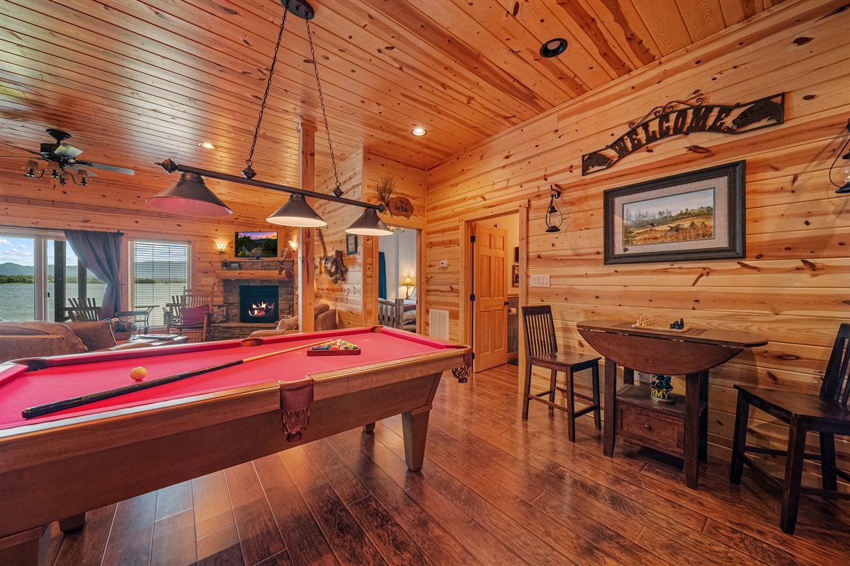 Family & Game Room (Bottom Floor)