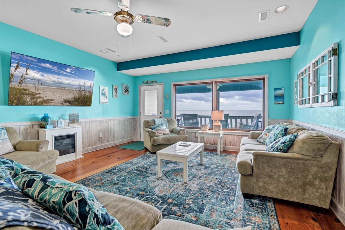 Open Floor Plan with Gorgeous Views