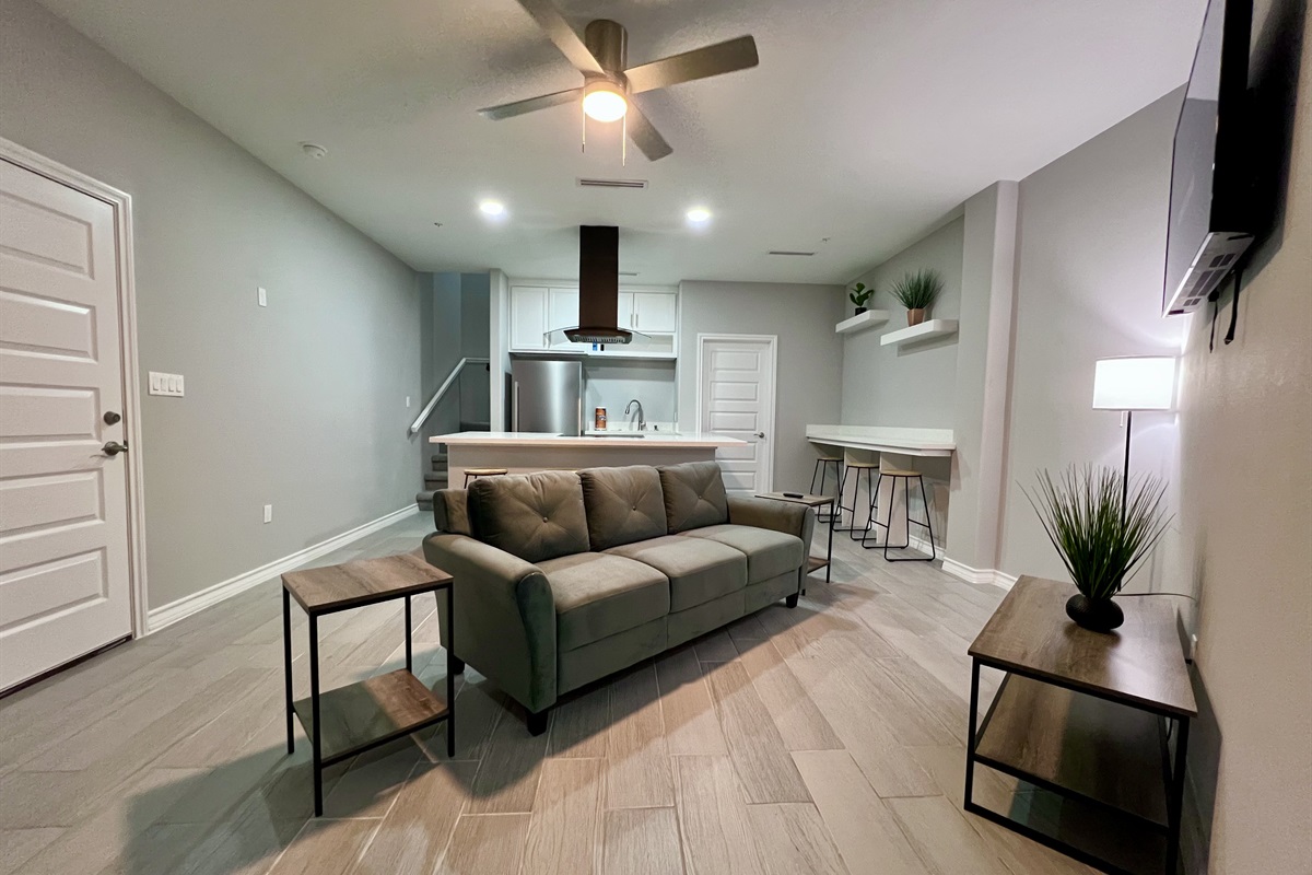 Main Area with Fully Functional Kitchen