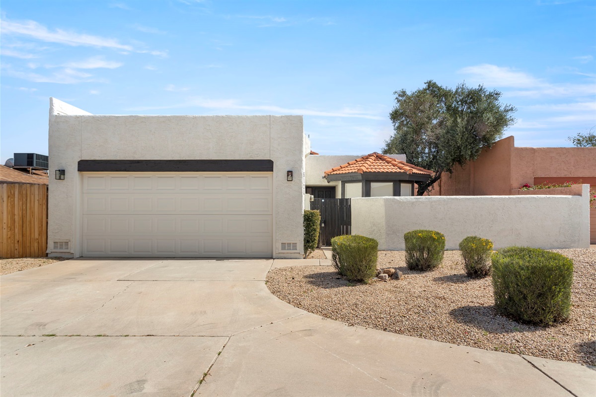 3BR w/ FREE Pool Heat | Hatcher Hideaway — Hatcher Hideaway | 3BR w/ Heated Pool Option, Glendale, Arizona — photo 8