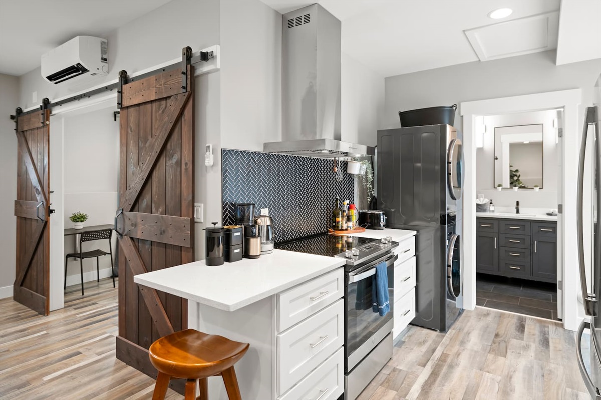 "The home provided a perfect blend of peaceful retreat and urban convenience. The fully stocked kitchen, ample dedicated workspace, and a high-end washer and dryer made this a perfect fit for our longer stay in SLC." - Drew (June 2023)