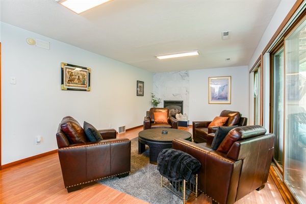 Charming 4-Bedroom Retreat Near Notre Dame, photo 31