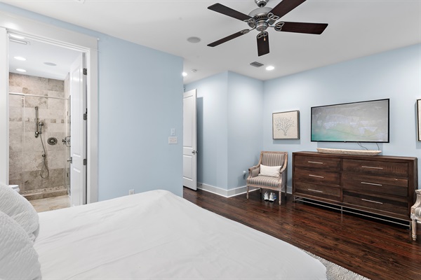 Master Bedroom - large dresser