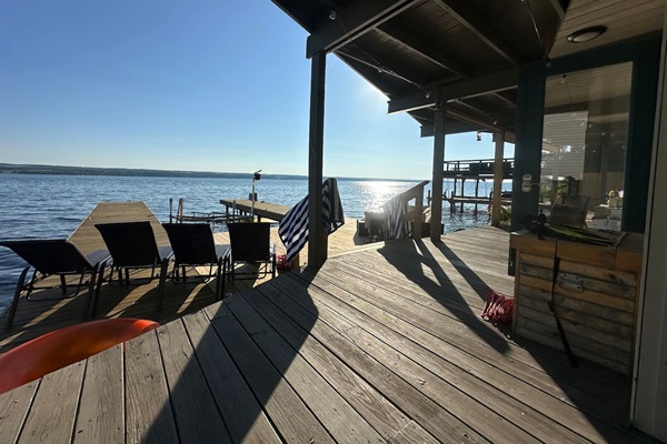 From the bottom floor, you walk right out to the bottom deck.