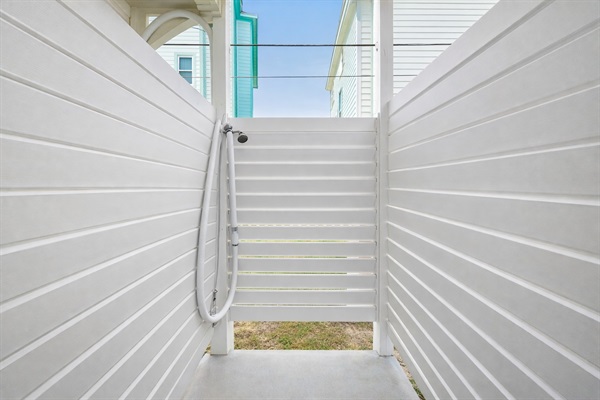 Outdoor Shower (Ground Level): Rinse off salt and sand before heading inside.
