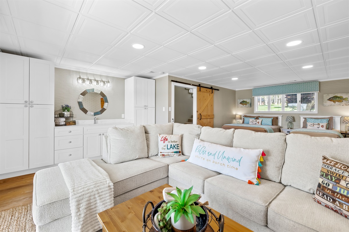 Secondary living space downstairs perfect for unwinding after exploring Lake Norman.