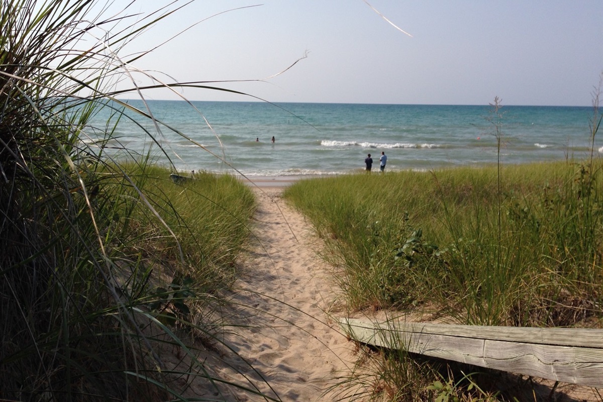     &ldquo;Relax, unwind, and experience the beauty of Grand Bend beach life.&rdquo;