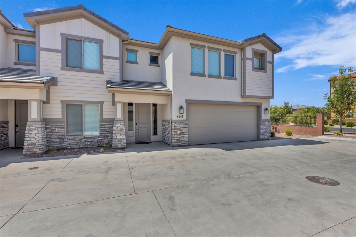 Modern curb appeal & private entry