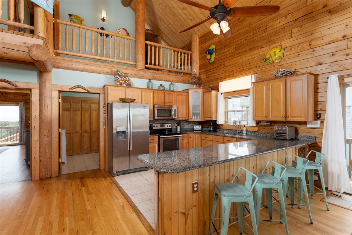 Dining area off the kitchen