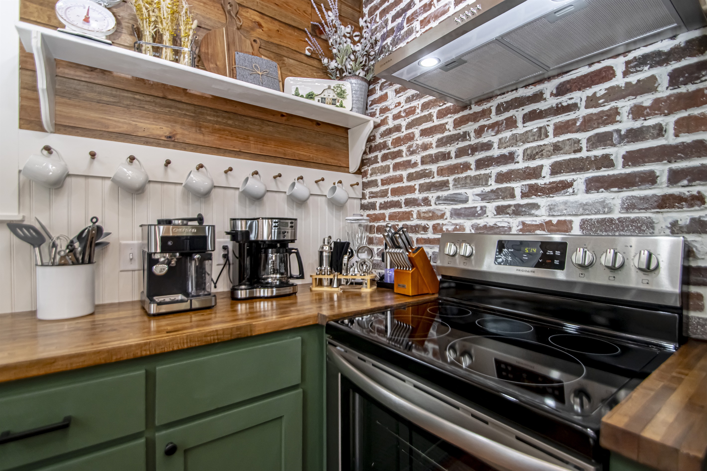 Coffee Pot and Espresso Machine