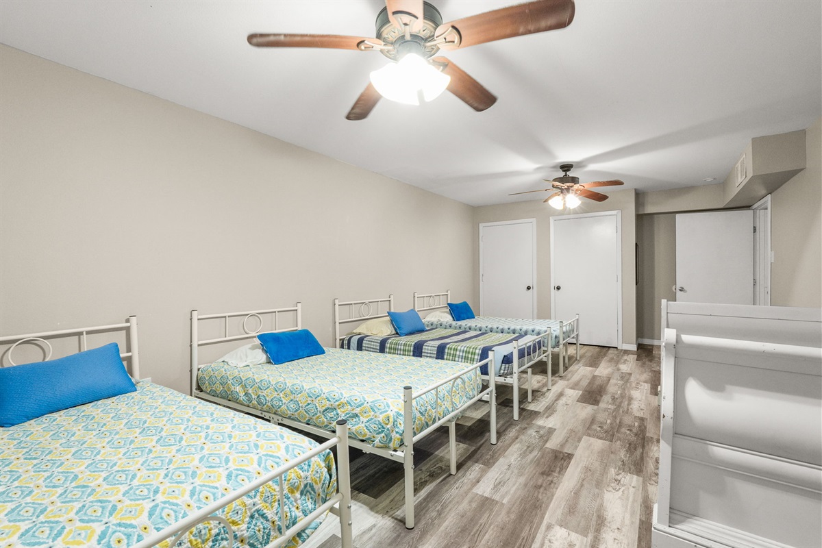 Bunk room in basement. 5 twin beds.