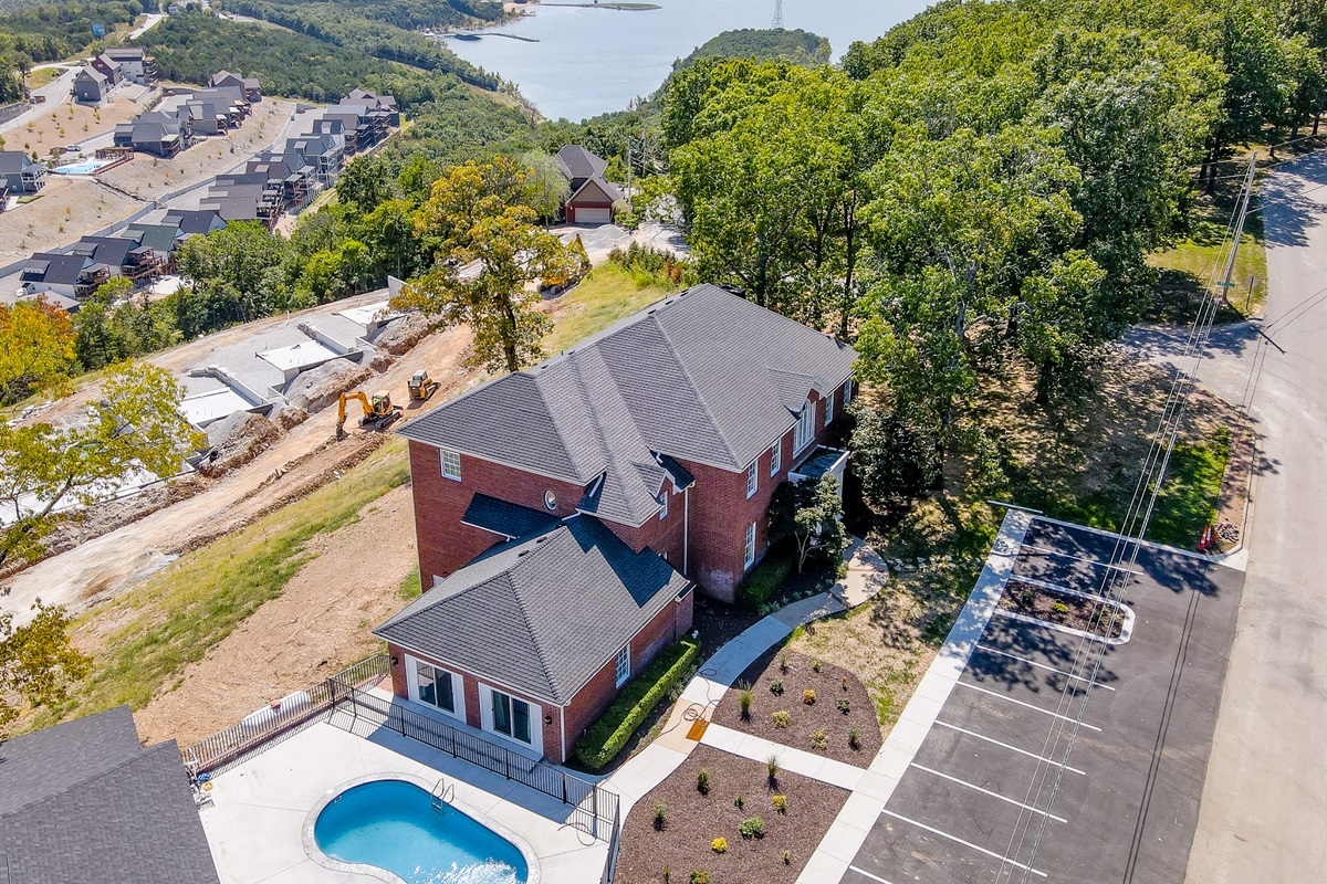 Chateau Mountain Manor