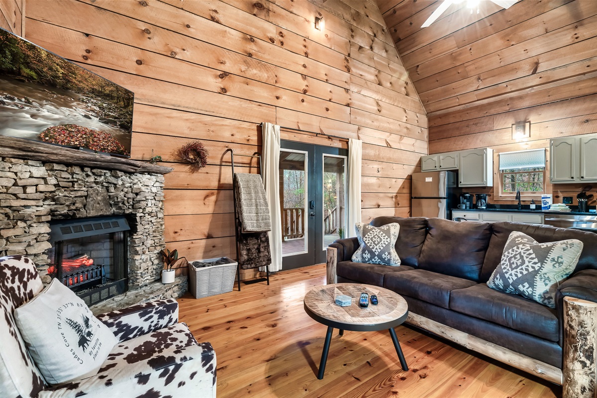 Wood & stone warmth with room to breathe