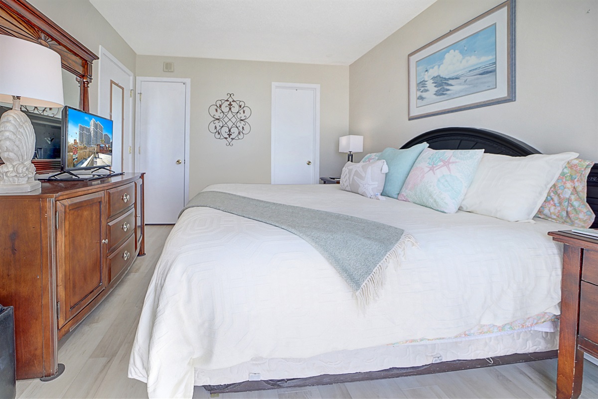 Main Bedroom