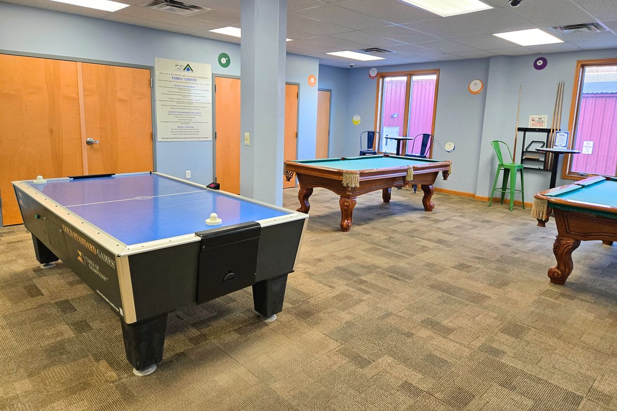 Family Game Room - Community Amenity - Arrowhead Lake - Serhii Vacation Rentals