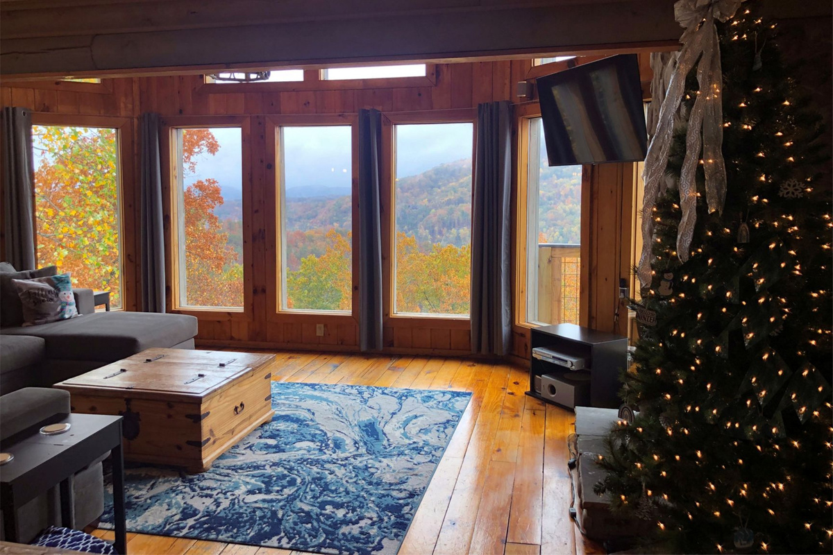 Christmas Family Room View