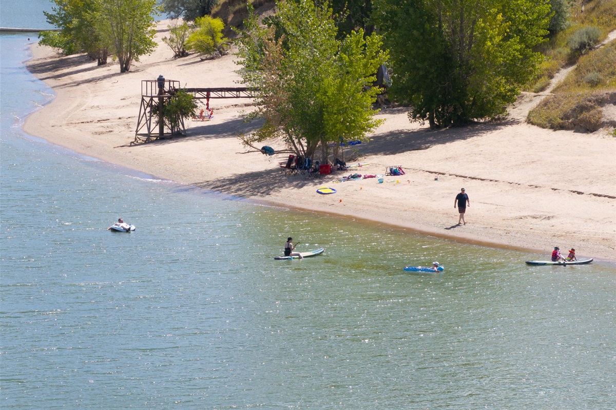 Private beach access at Pineview Reservoir invites you to enjoy soft sands, calm waters, and a peaceful lakeside ambiance just moments from home.