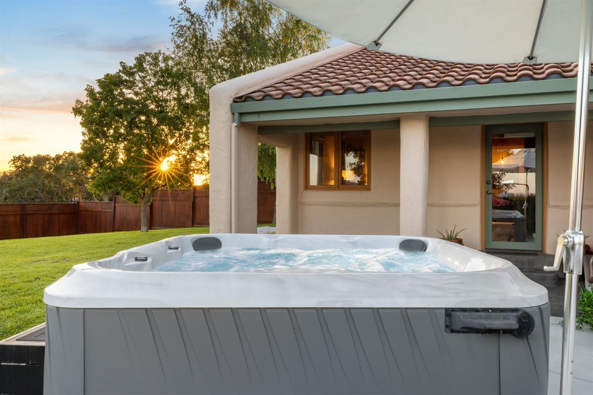 Jacuzzi spa heated to 104 degrees complimentary, year round. Serviced twice a week, Wednesdays & Fridays
