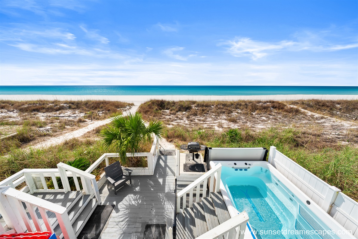Surfside Retreat is located right on the beach. While shopping and grocery stores are located conveniently nearby, this end of the beach is more quiet for guests looking for a Surfside Retreat