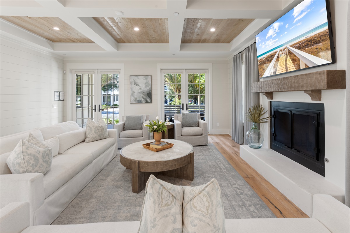 Living Room (1st Floor)