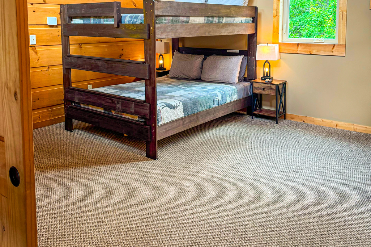 Queen over queen Bunk beds