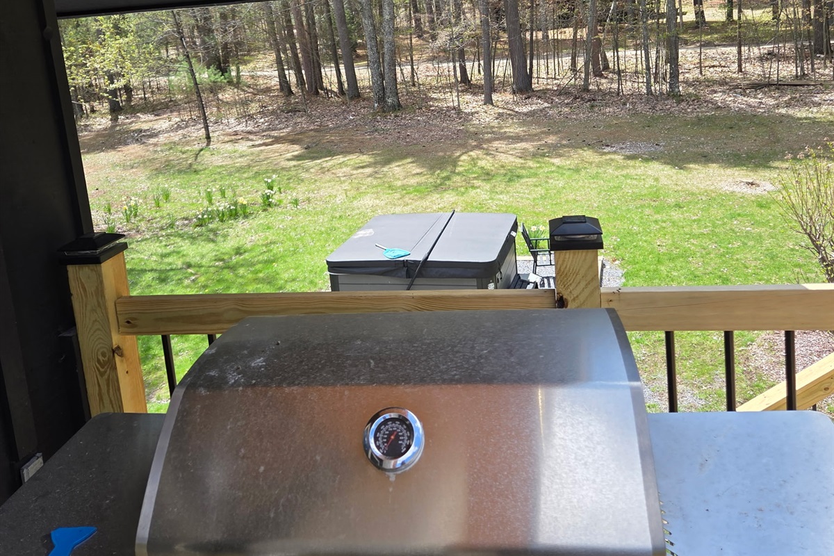 Enjoy some grilling on the deck!