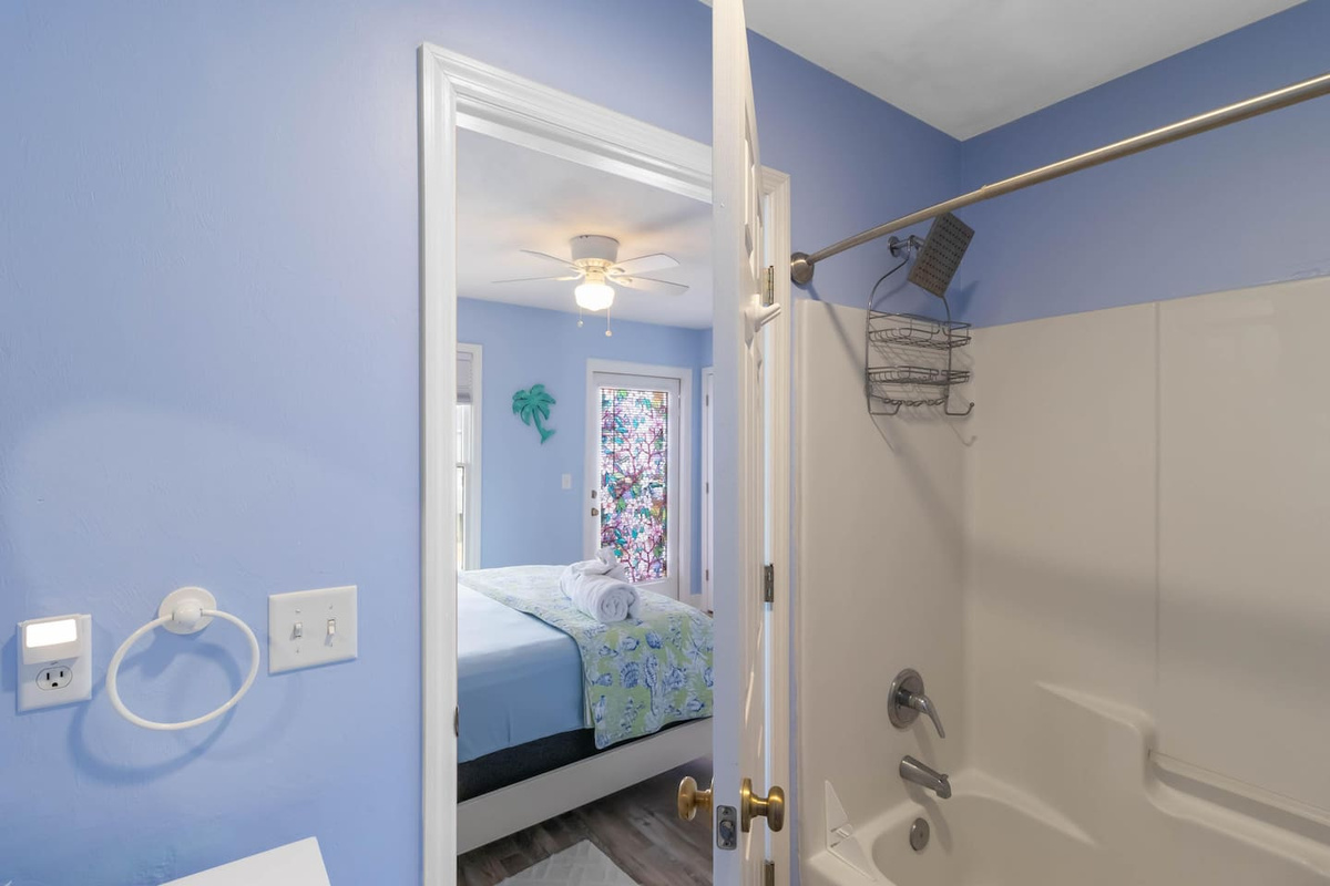Skip the fight over bathroom time &mdash; the queen bedroom's private ensuite means no sharing required.