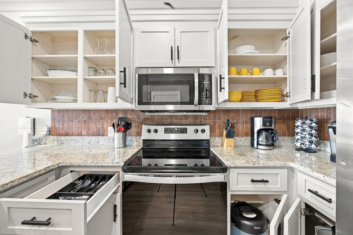 Everything is within reach for effortless home cooking.