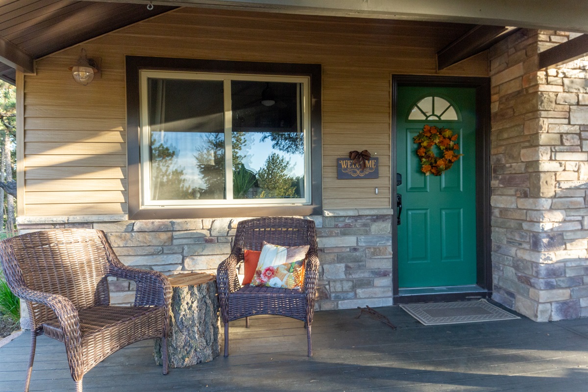 Fall is in the air! Welcome!