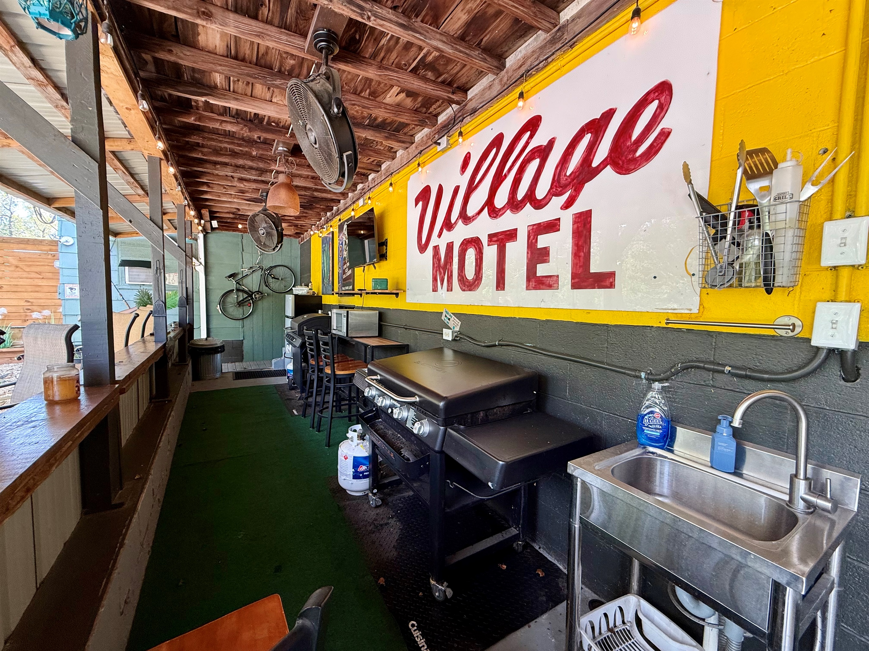 Grilling area for you to use.