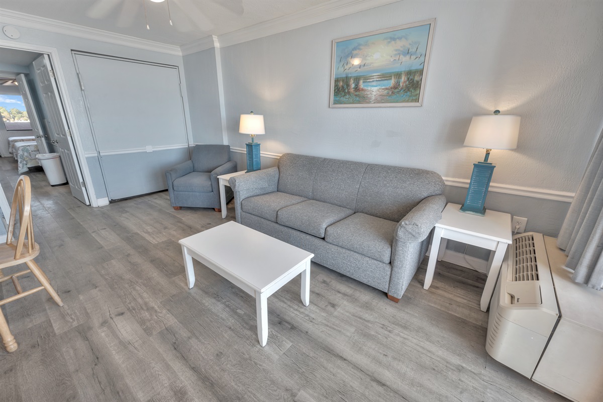 Amazing Living Room with Stunning Views🌊☀️