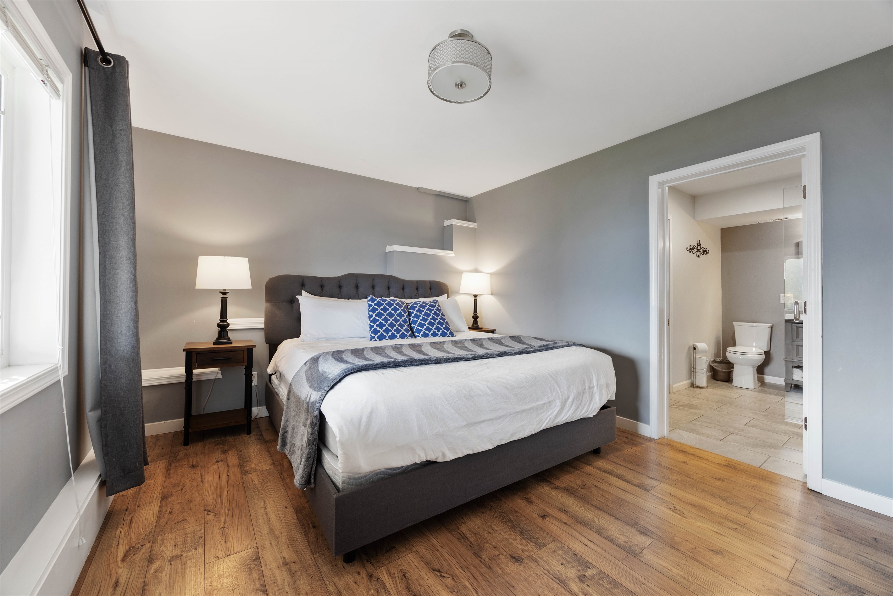 Downstairs King Bed with Ensuite Bathroom
