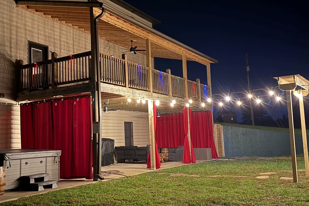 As night settles over The Rickhouse Retreat, the glow of the lights welcomes one last gathering — stories shared, laughter echoing, and the feeling that you’re exactly where you belong.