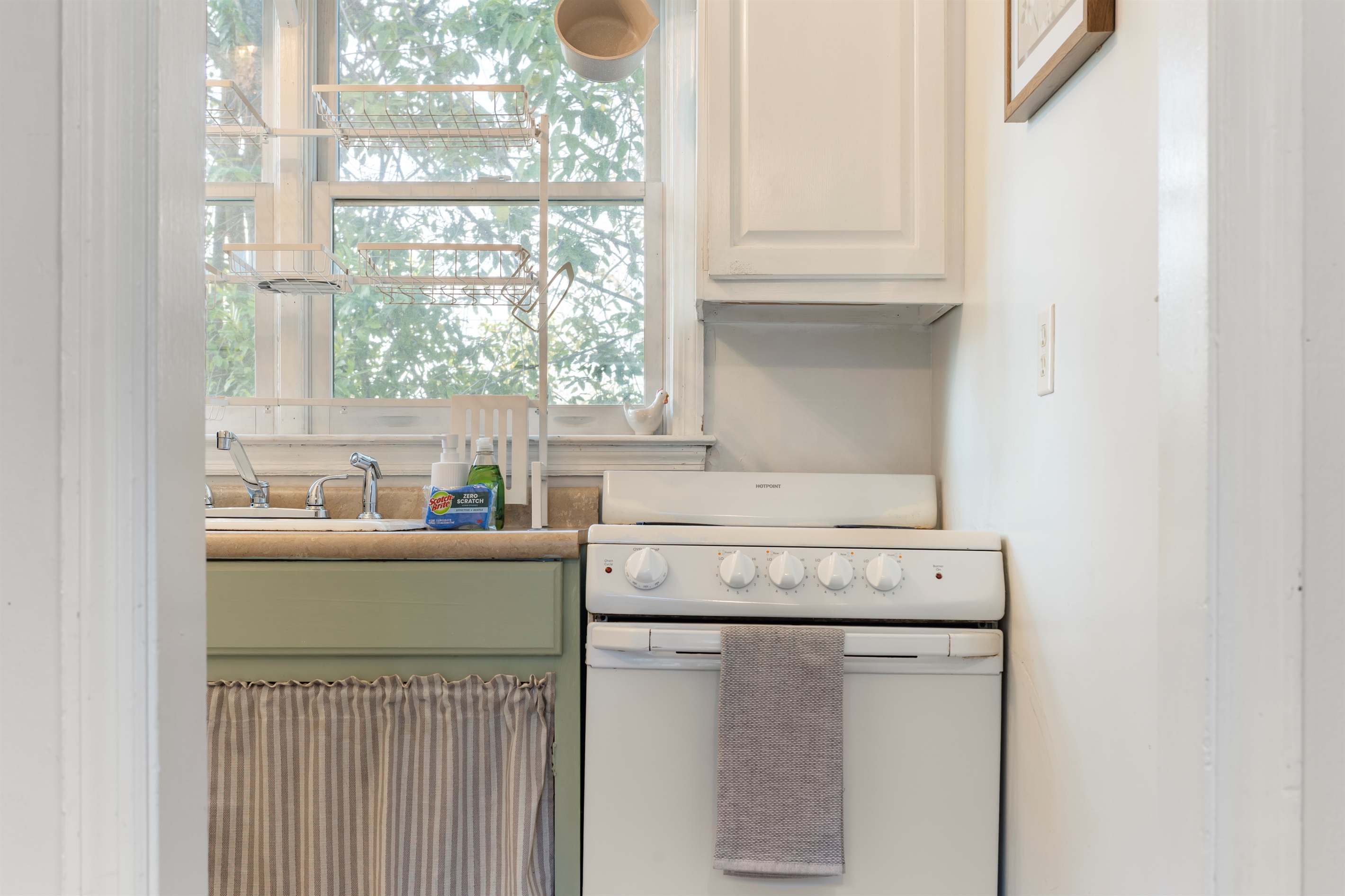 Fully appointed kitchen