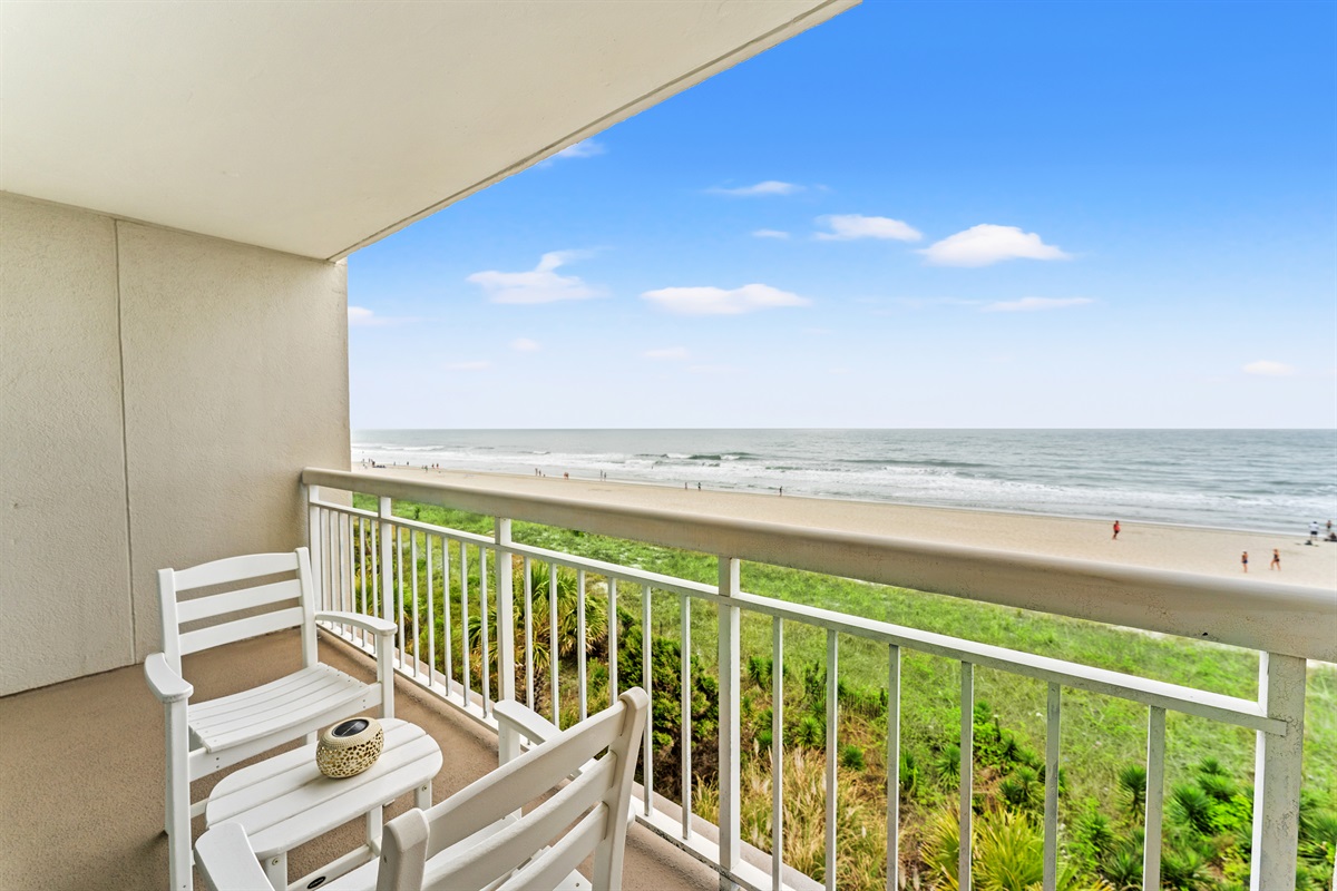Balcony w/ comfortable seating