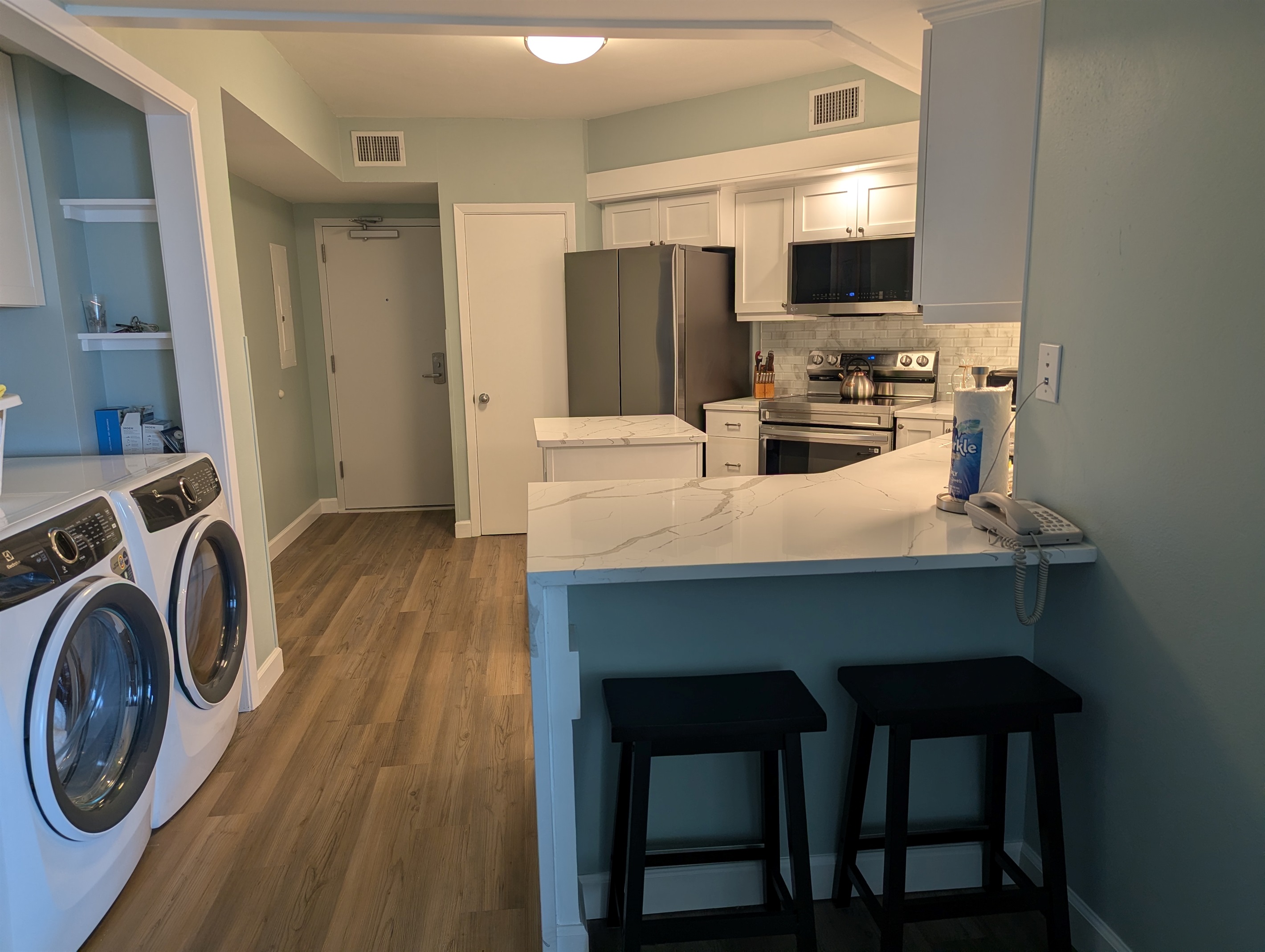 Counter seating for additional dining