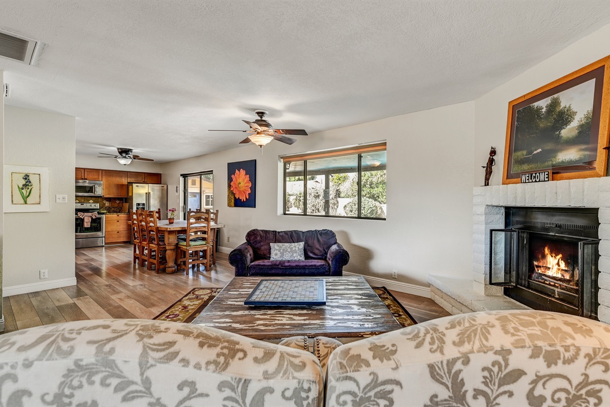 Even the Kitchen is open to the conversations