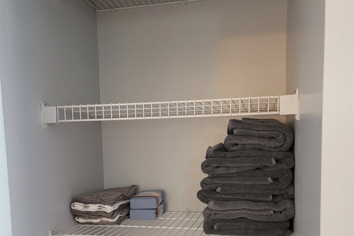 extra towels and storage